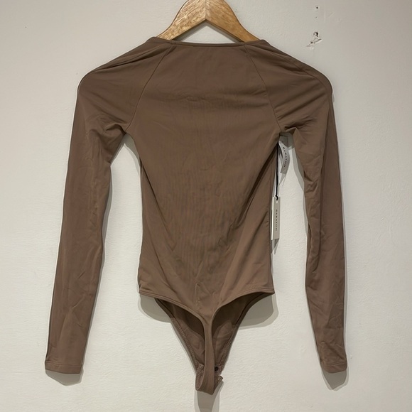 Brown Bodysuit - Picture 4 of 5